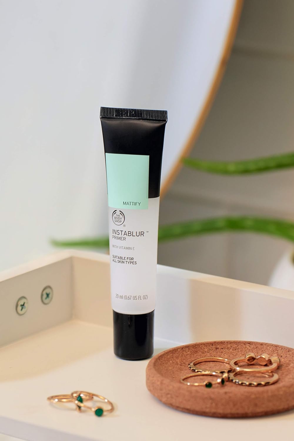 The Body Shop All-In-One Instablur™ Primer