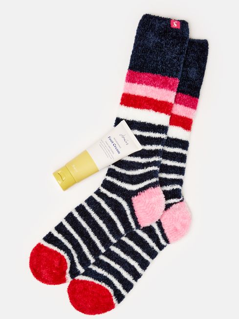 Joules Cosy Night In Fluffy Socks and Foot Cream Gift Set