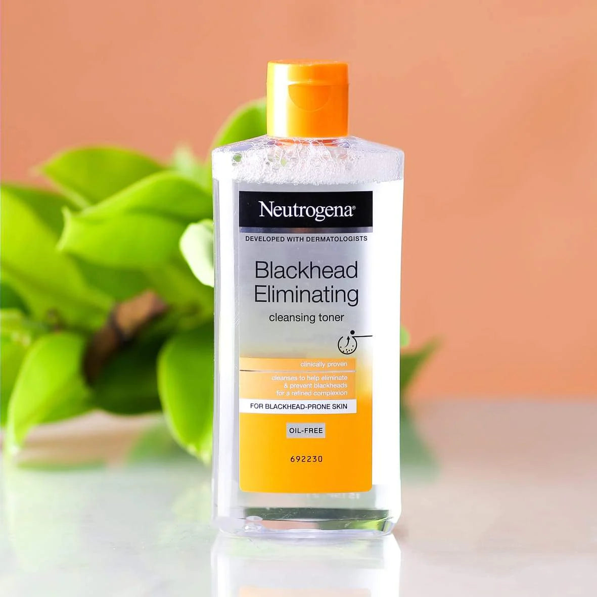 Neutrogena Blackhead Eliminating Cleansing Toner Oil Free