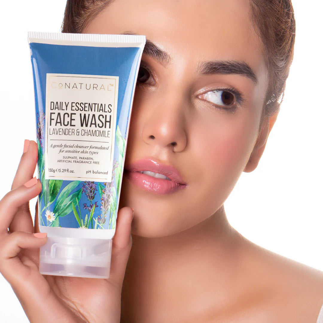 Conatural Daily Essentials Face Wash - Lavender & Chamomile