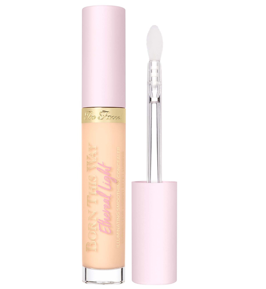 Too Faced Born This Way Ethereal Light Illuminating Smoothing Concealer