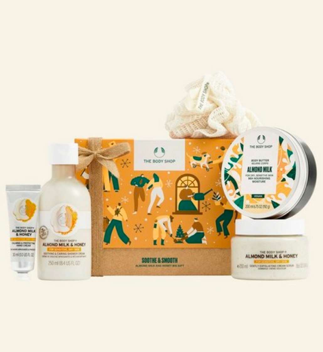 The Body Shop Soothe & Smooth Almond Milk Big Gift Set