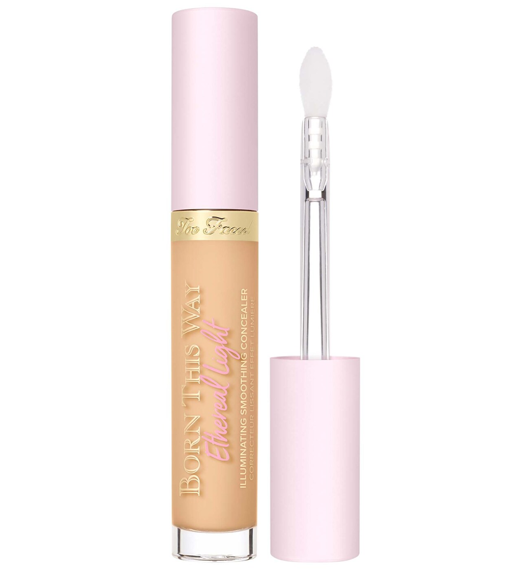 Too Faced Born This Way Ethereal Light Illuminating Smoothing Concealer