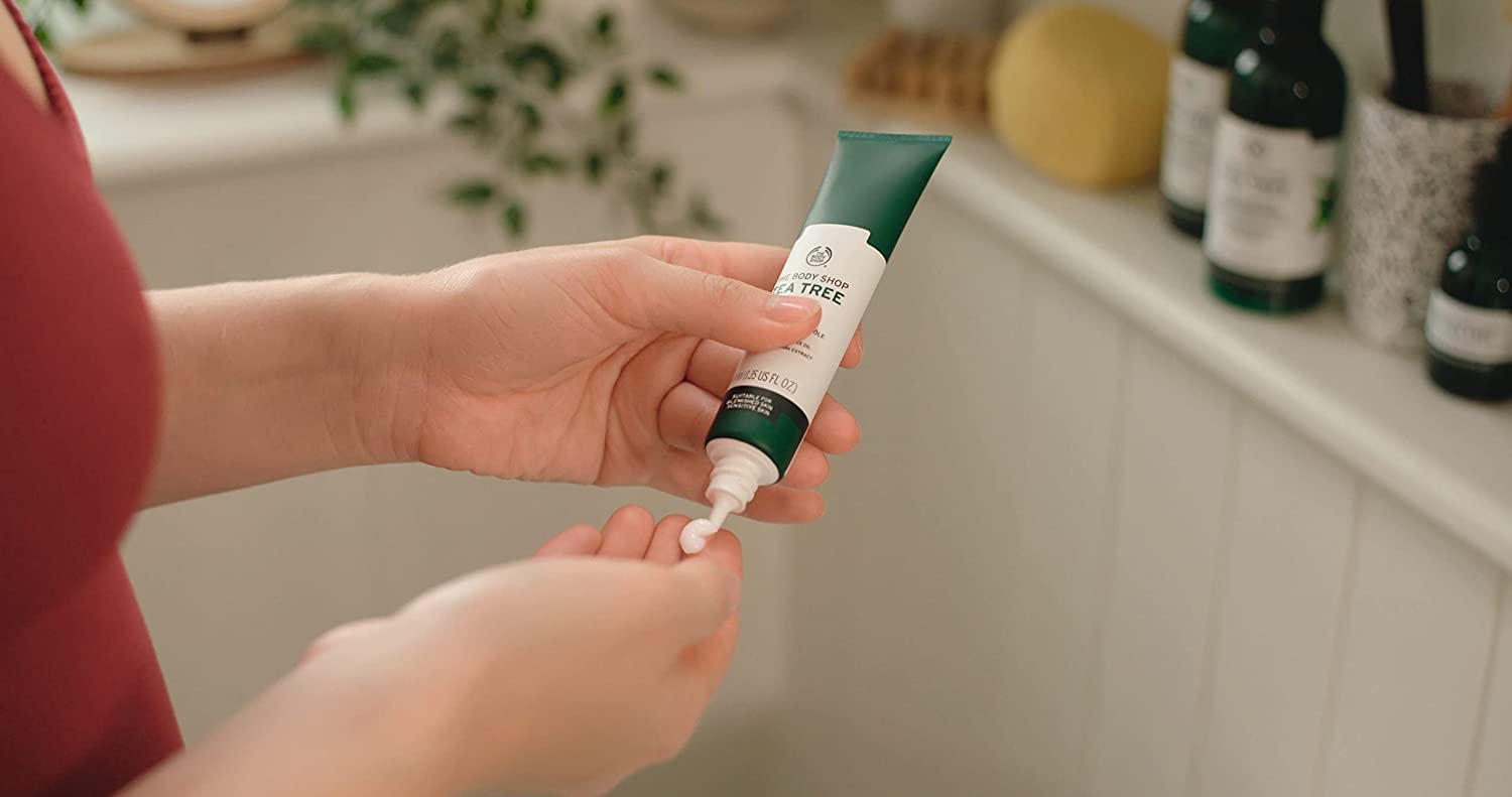 The Body Shop Tea Tree In-Control Hydrator