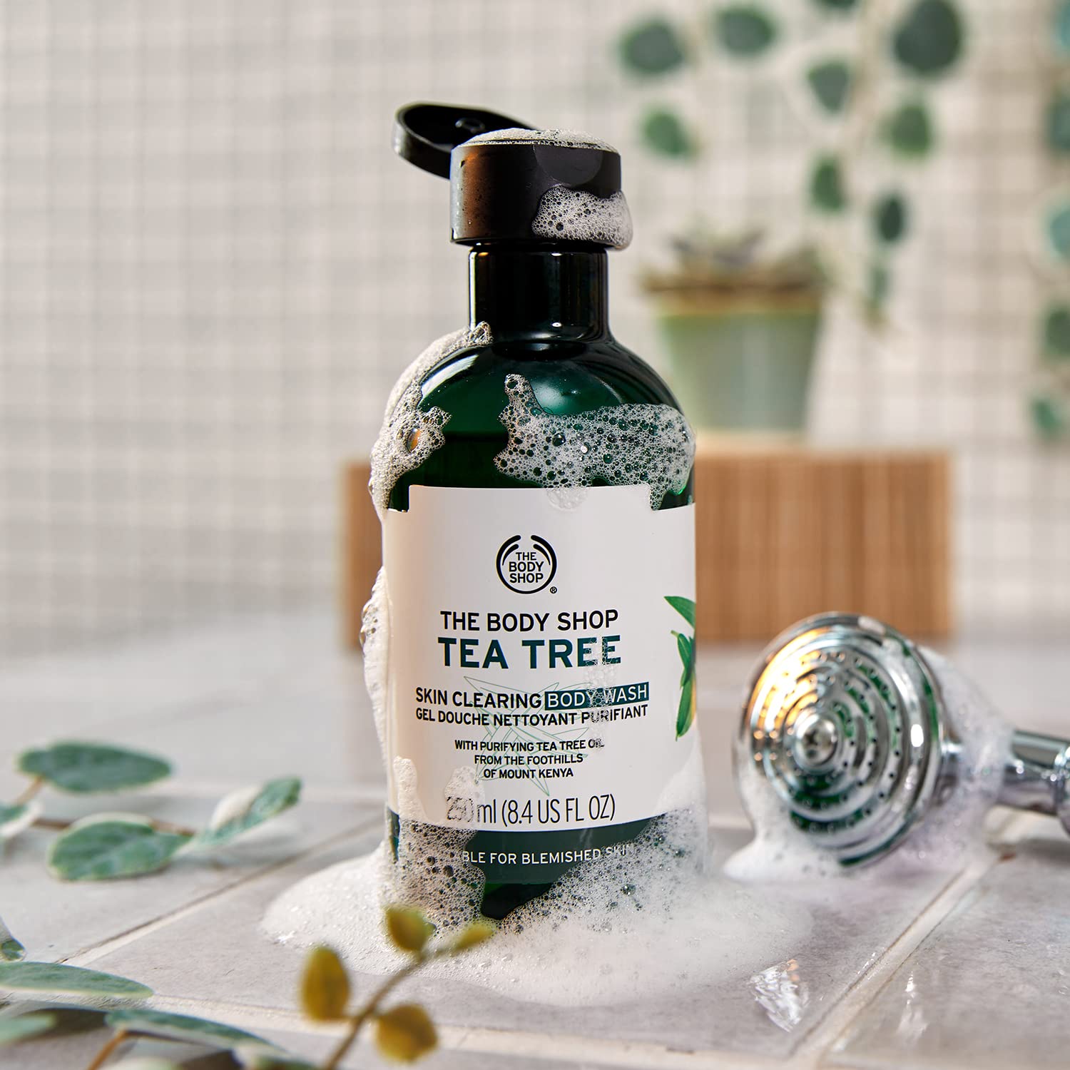 The Body Shop Tea Tree Skin Clearing Body Wash